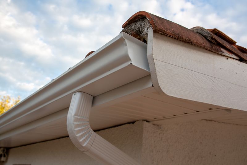 Gutter System Before Repair