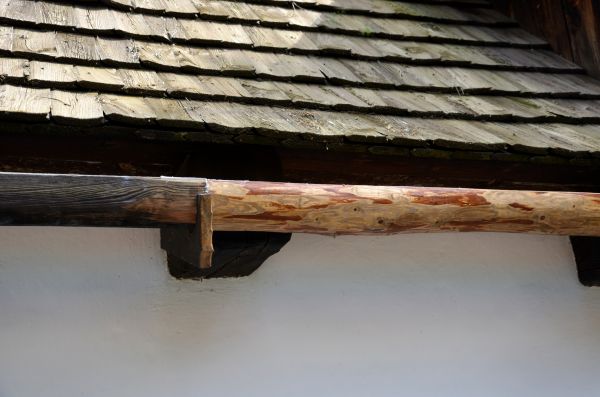 Cost of Wood Gutters Installation in Jacksonville