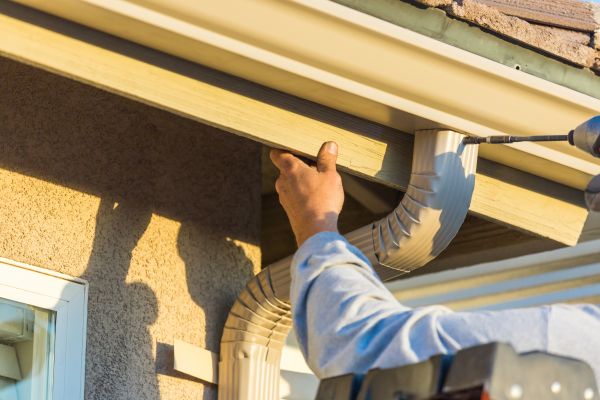 Cost of Aluminum Rain Gutter Service in Jacksonville